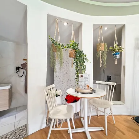 Inside Dombes Отель типа 