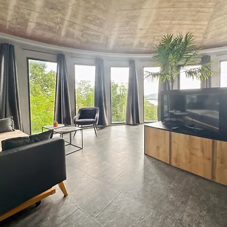 Inside Dombes 3*